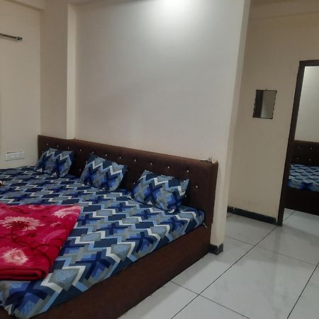 Hanumant Kripa Geust House Only For Family Ujjain Exteriör bild