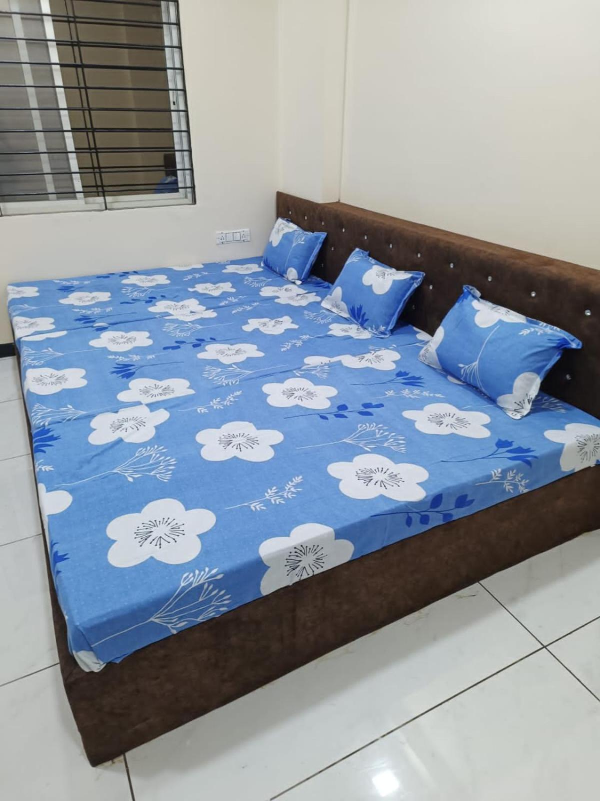 Hanumant Kripa Geust House Only For Family Ujjain Exteriör bild